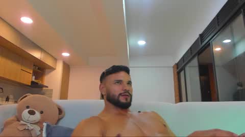 Snapshot of jackson_wayne__ chatting on July 6, 2026, 2:52 am Jackson Wayne online show from July 6, 2026, 2:52 am
