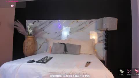 jacky_wolf1 online show from June 19, 2026, 7:39 pm