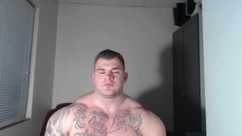 Snapshot of jackyhuge chatting on January 22, 2025, 2:14 pm Jacky online show from January 22, 2025, 2:14 pm