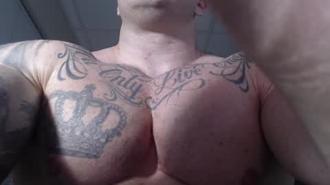Snapshot of jackyhuge chatting on January 25, 2025, 3:41 pm Jacky online show from January 25, 2025, 3:41 pm