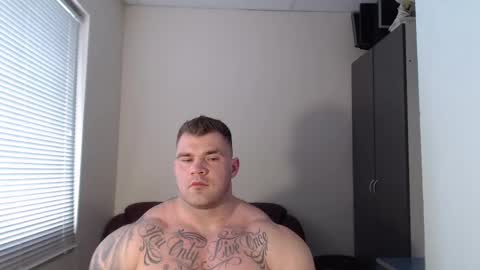 Snapshot of jackyhuge chatting on February 18, 2025, 10:49 am Jacky online show from February 18, 2025, 10:49 am