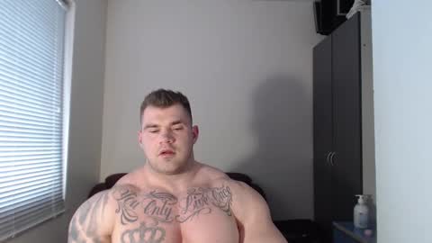Snapshot of jackyhuge chatting on February 21, 2025, 12:39 pm Jacky online show from February 21, 2025, 12:39 pm
