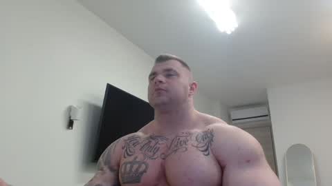 Snapshot of jackyhuge chatting on June 3, 2026, 9:31 pm Jacky online show from June 3, 2026, 9:31 pm