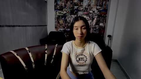 jackyrosee2323 online show from October 11, 2025, 12:32 am