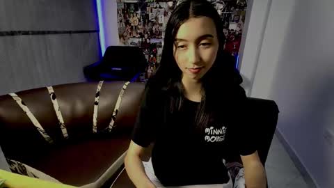 jackyrosee2323 online show from October 16, 2025, 12:00 am