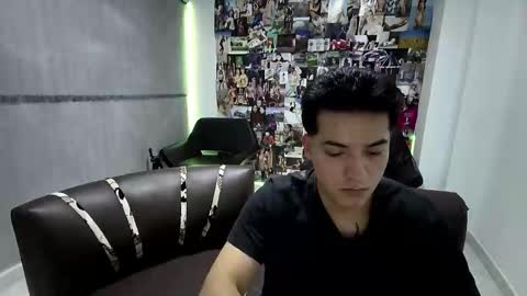 jackyrosee2323 online show from October 21, 2025, 1:28 am