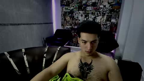 jackyrosee2323 online show from October 23, 2025, 12:32 am