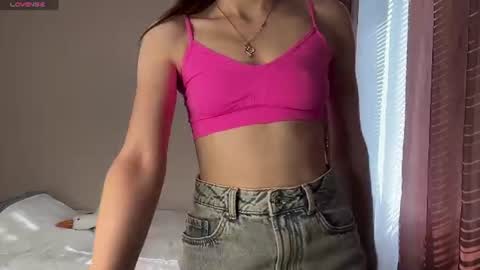 Lillian online show from June 17, 2026, 5:10 am