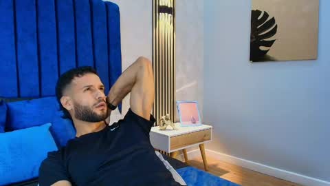Jaco online show from May 17, 2026, 12:08 am