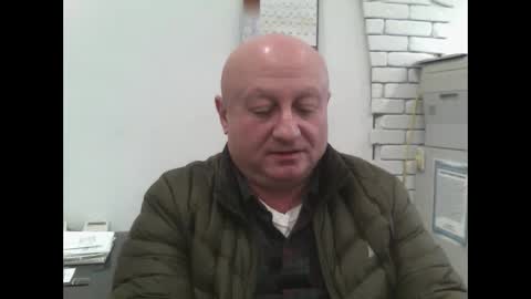 Snapshot of jacob_bron chatting on December 20, 2025, 8:16 pm jacob_bron online show from December 20, 2025, 8:16 pm