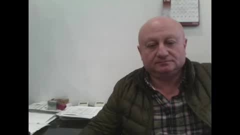Snapshot of jacob_bron chatting on February 14, 2026, 8:38 pm jacob_bron online show from February 14, 2026, 8:38 pm