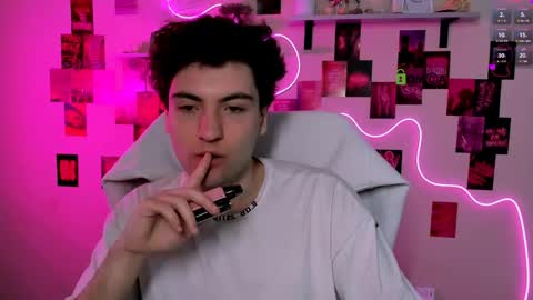 Snapshot of jacob_dark_ chatting on April 13, 2026, 8:31 am Jacob online show from April 13, 2026, 8:31 am