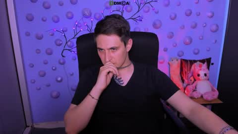 Snapshot of jacob_dark_ chatting on May 21, 2026, 7:10 pm Jacob online show from May 21, 2026, 7:10 pm