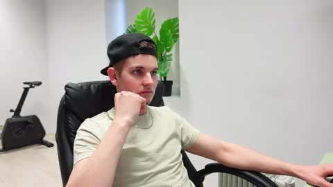 Snapshot of jacob_devon chatting on April 8, 2026, 5:13 pm JACOB DEVON online show from April 8, 2026, 5:13 pm