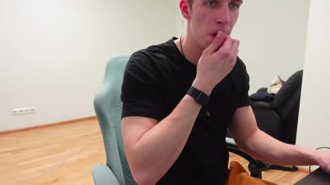 Snapshot of jacob_devon chatting on April 14, 2026, 5:30 pm JACOB DEVON online show from April 14, 2026, 5:30 pm