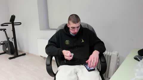 Snapshot of jacob_devon chatting on April 23, 2026, 6:10 pm JACOB DEVON online show from April 23, 2026, 6:10 pm