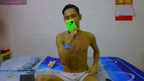 Snapshot of jacob_wolf_xxx chatting on April 6, 2026, 2:20 am jacob online show from April 6, 2026, 2:20 am
