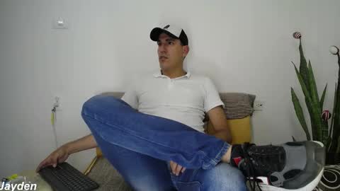 Jacob And Jayden online show from November 26, 2025, 7:15 pm