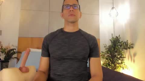 jacobdraven online show from June 9, 2026, 3:51 am