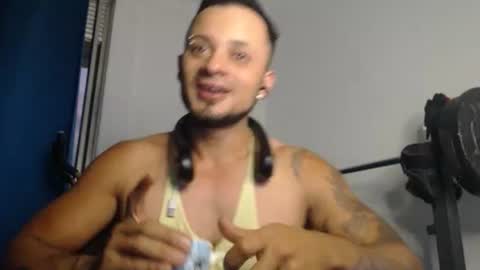 jacobjamess online show from February 4, 2025, 11:27 pm