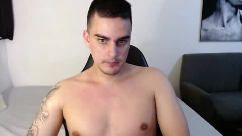 Snapshot of jacobjobs1 chatting on February 21, 2025, 9:24 am jacobjobs1 online show from February 21, 2025, 9:24 am