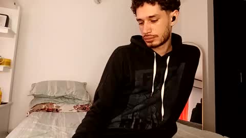 JACOB  ROBIN online show from September 22, 2025, 7:16 pm