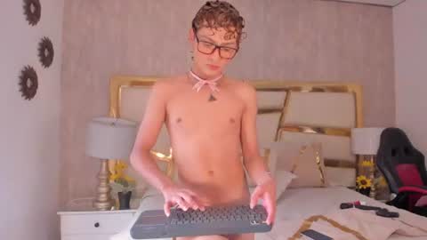 jacobrusso online show from July 18, 2026, 6:34 pm