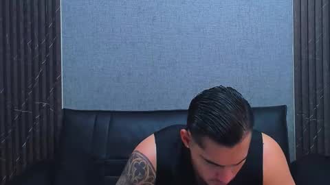 jacobsthorm online show from November 14, 2025, 4:33 am