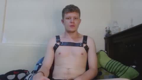 jacobvidal_69 online show from January 8, 2025, 10:06 pm