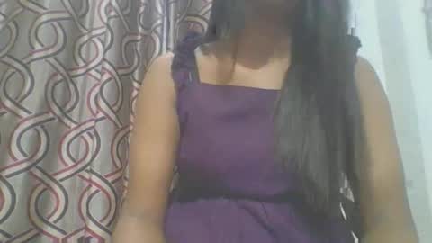 jacqueline_fernandez online show from November 11, 2025, 1:22 pm