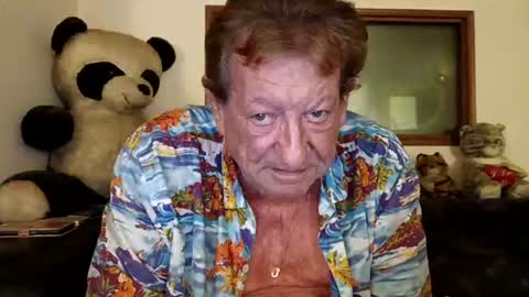 Snapshot of jacques_de_france chatting on July 10, 2026, 12:37 am Jacques online show from July 10, 2026, 12:37 am