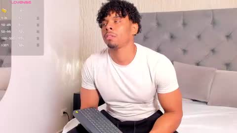 Jacub online show from August 3, 2026, 11:41 pm