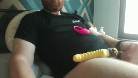 Snapshot of jacuzzi90 chatting on May 3, 2026, 2:01 pm jacuzzi90 online show from May 3, 2026, 2:01 pm