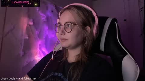 jacywinslat online show from November 7, 2025, 7:14 pm