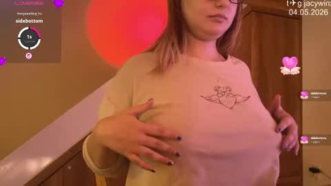 jacywinslat online show from May 4, 2026, 8:10 am