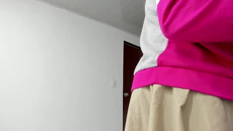 jaddesquirt online show from March 12, 2025, 11:53 am