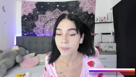 Snapshot of jade__weed chatting on January 23, 2025, 10:44 pm online show from January 23, 2025, 10:44 pm