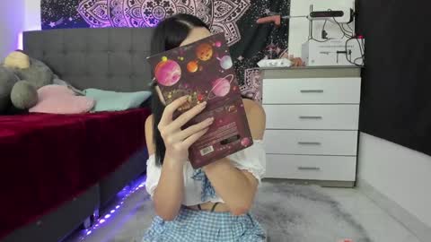 Snapshot of jade__weed chatting on February 7, 2025, 10:41 pm online show from February 7, 2025, 10:41 pm