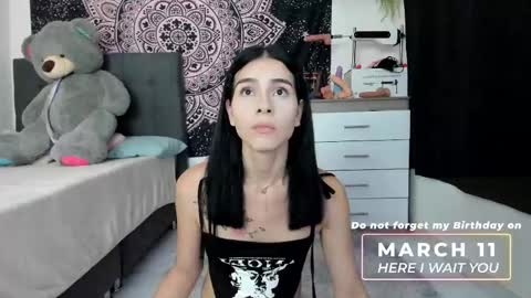 Snapshot of jade__weed chatting on March 10, 2025, 9:18 pm online show from March 10, 2025, 9:18 pm