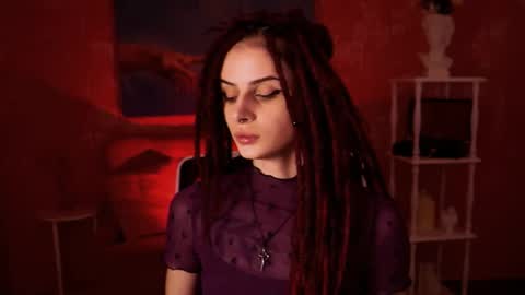 jade_castle online show from May 13, 2026, 4:15 pm