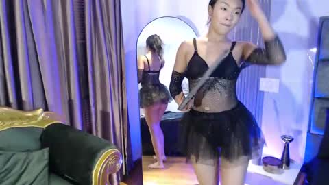 Snapshot of jade_fg chatting on September 17, 2025, 12:07 pm Sara online show from September 17, 2025, 12:07 pm