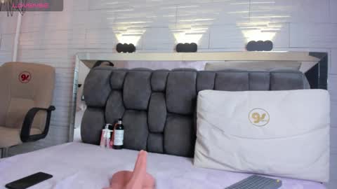  JADE  online show from February 28, 2026, 7:26 pm