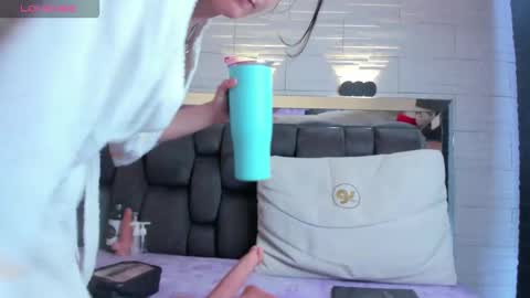  JADE  online show from March 5, 2026, 7:21 pm