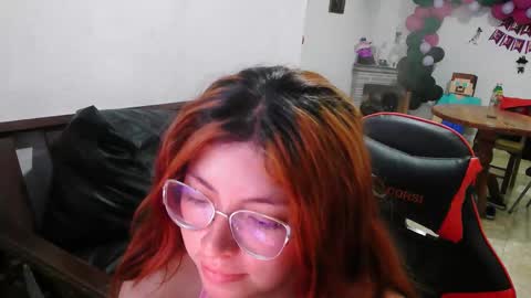 jade and jhon online show from November 26, 2025, 11:06 pm