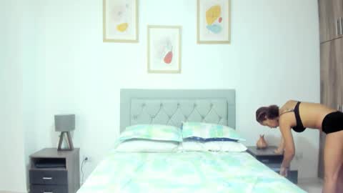 Jade smile online show from February 17, 2026, 5:08 pm