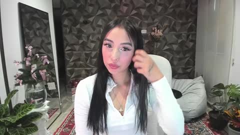 Jade  independent model online show from December 5, 2024, 10:55 am