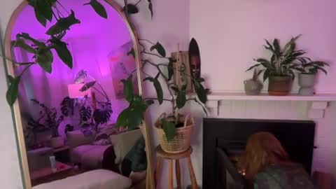 Snapshot of jade_slade chatting on June 24, 2026, 3:05 am Jade Slade online show from June 24, 2026, 3:05 am
