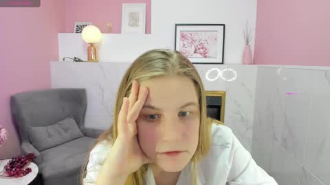 Jade online show from February 20, 2025, 12:30 am