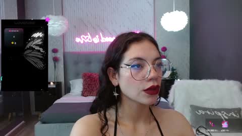 Snapshot of jade_storm_ chatting on January 2, 2025, 8:24 pm JADE online show from January 2, 2025, 8:24 pm