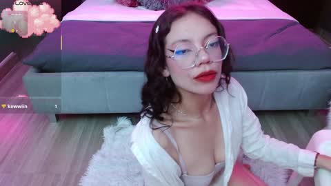 Snapshot of jade_storm_ chatting on February 8, 2025, 9:15 pm JADE online show from February 8, 2025, 9:15 pm